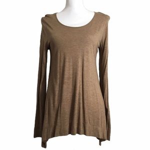 Crosby long sleeve scoop neck top. Sz small